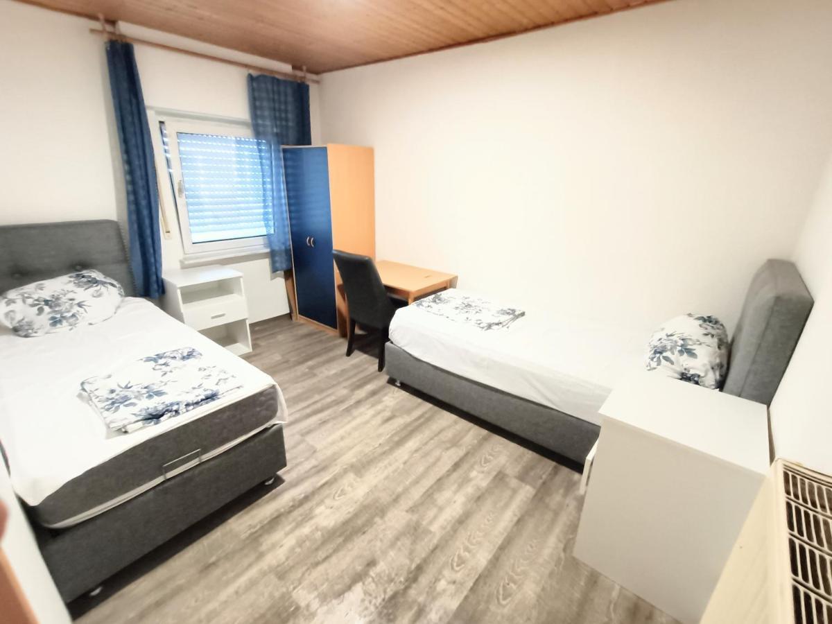 Fmi 9 Accommodation Raunheim Esterno foto