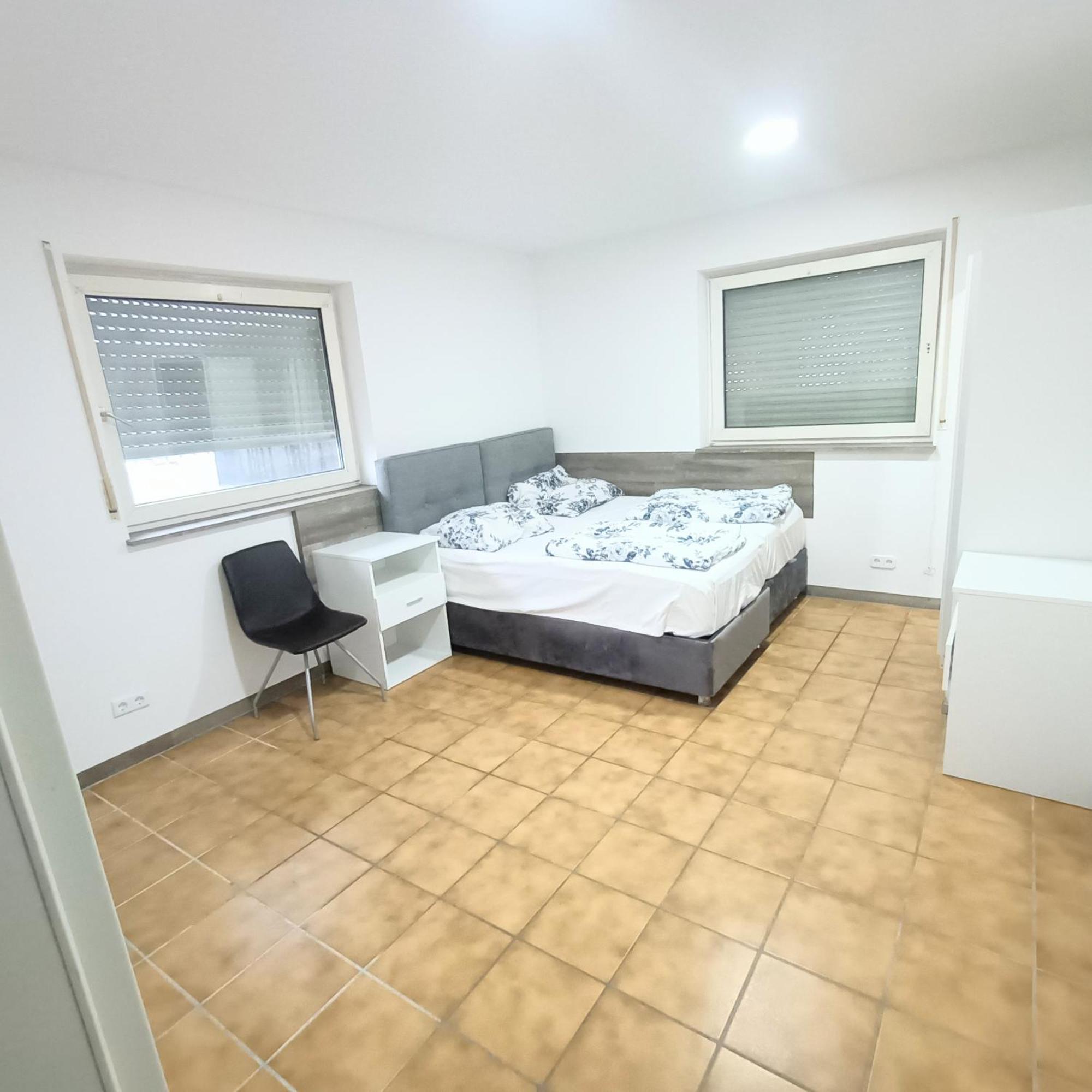 Fmi 9 Accommodation Raunheim Esterno foto